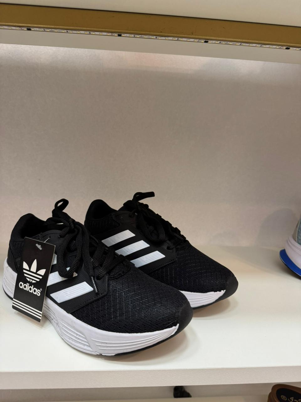 Zapatillas Adidas Falcon negro/blanco